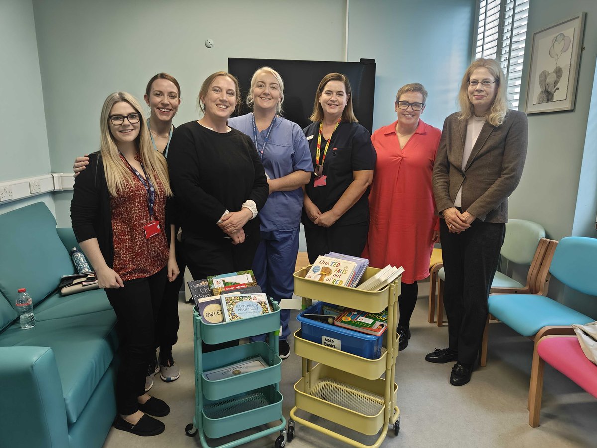 hselibrary's tweet photo. Thanks to @dcediy &amp; @LGMAIreland for visiting OLOLH &amp; meeting our amazing clinical and support staff! Together, we're making #BabyTalk Neonatal Reading a huge success, supporting early literacy for little ones.📚👶#hselibrary

@er_campbell @HealthPromoOLOL @NursingOlol https://t.co/z6rv1KI6xU