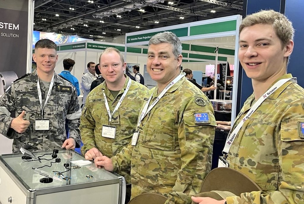 AUADRT's tweet image. Technical professional development for the #DroneRacing Team today at the @DroneXShow: absolute #UAV #GeekFest!
#SendIt!

@ChiefAusArmy @SEAC_ADF