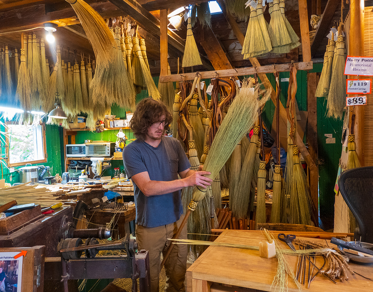 KarpanParkland's tweet photo. Crawford Bay on the east shore of Kootenay Lake is full of artisan shops - but this one is as unusual as it gets. Luke Lewis of North Woven Brooms makes nothing but brooms -some so specialized that there were used to promote Harry Potter books. #kootrocks #explorebc #TMACtravel https://t.co/J4etzMYY0i