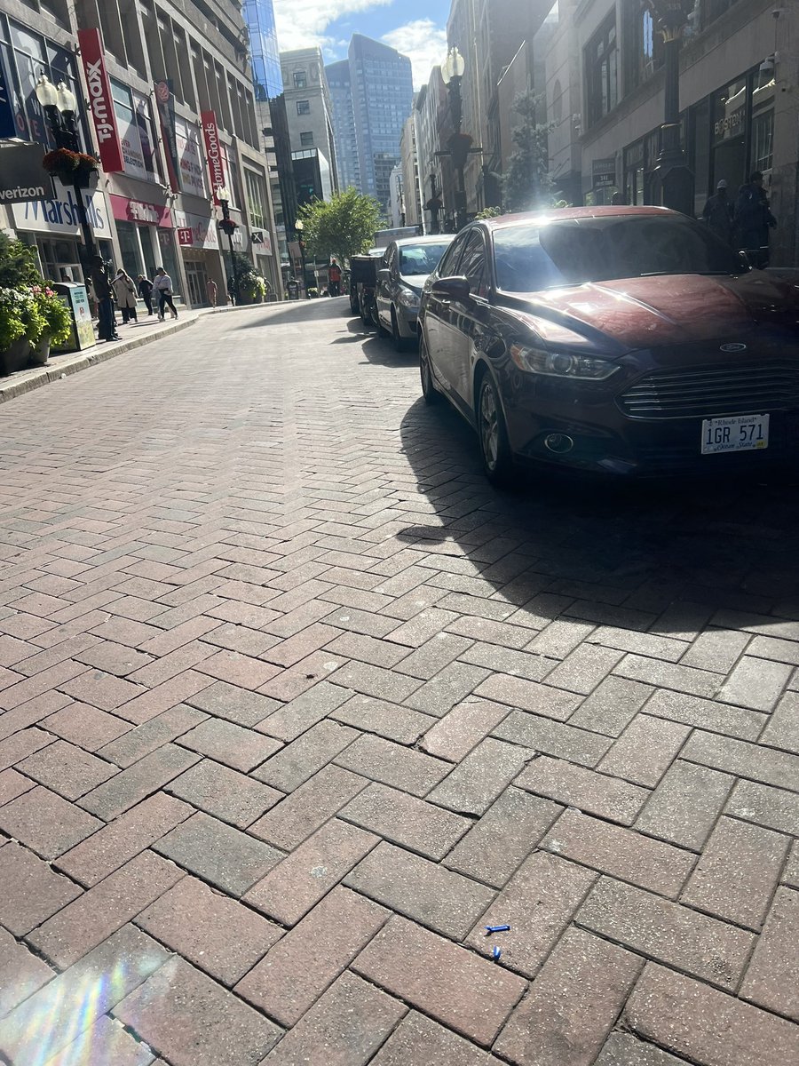 Boston Pedestrian tweet media