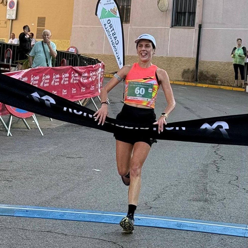 Resultats del 16é Trail Castro d’Alfondeguilla
1 Júlia FONT GOMEZ Brooks 1:51:42
1 Álex GARCIA CARRILLO Brooks 1:34:51
#correrxmuntanya #alfondeguilla #20anys20