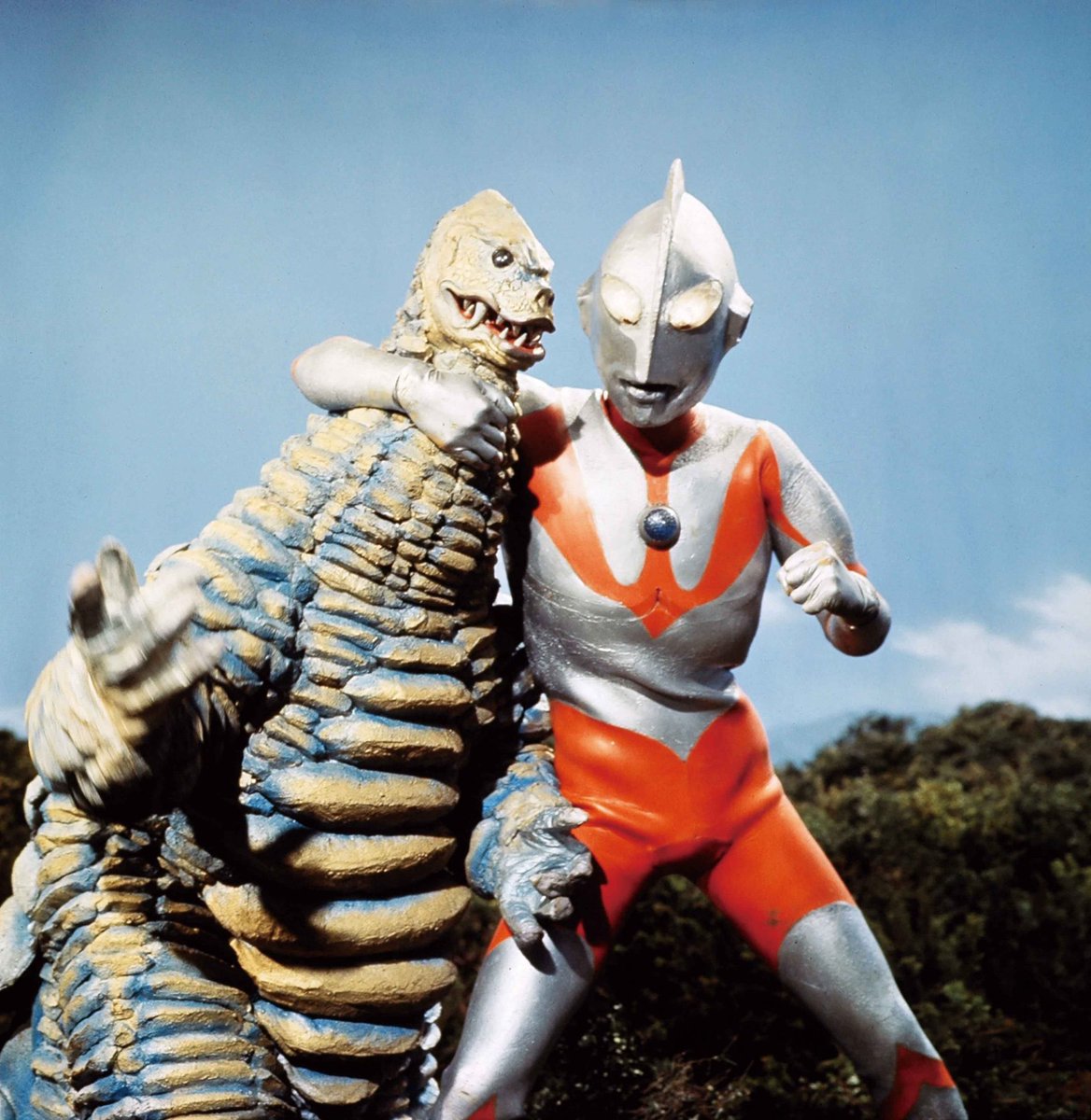spikeygamer29's tweet photo. -people who face off giant sized monsters like #AlienBaltan, #Gomora, #RedKing, #Jiras, #AlienZarab and #Zetton. As one of the group becomes the titled tokusatsu hero “Ultraman”. The show had a lot of action, good stories, likable characters, a bit of dark elements and we- (2/3) https://t.co/vWmaMmZQGC