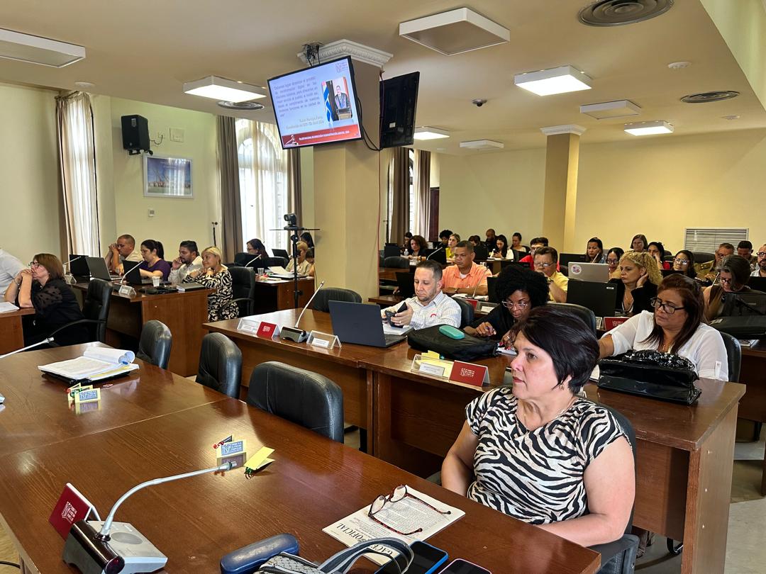 Se desarrolla el Taller nacional de dirección y administración judicial para cuadros y reservas de los tribunales provinciales populares, útil encuentro para conducir y liderar mejor la gestión en las  instancias territoriales del país.