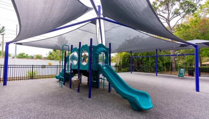 ProPlaygrounds's tweet image. Happy Tuesday! This project involved installing a new playground system, a two-bay swing set with integrated shade, 2,016 square feet of poured-in-place rubber surfacing, and a 25’x25’x8′ Quad Sail shade overhead. 
#theplaygroundexperts #playgrounds #proplaygrounds
