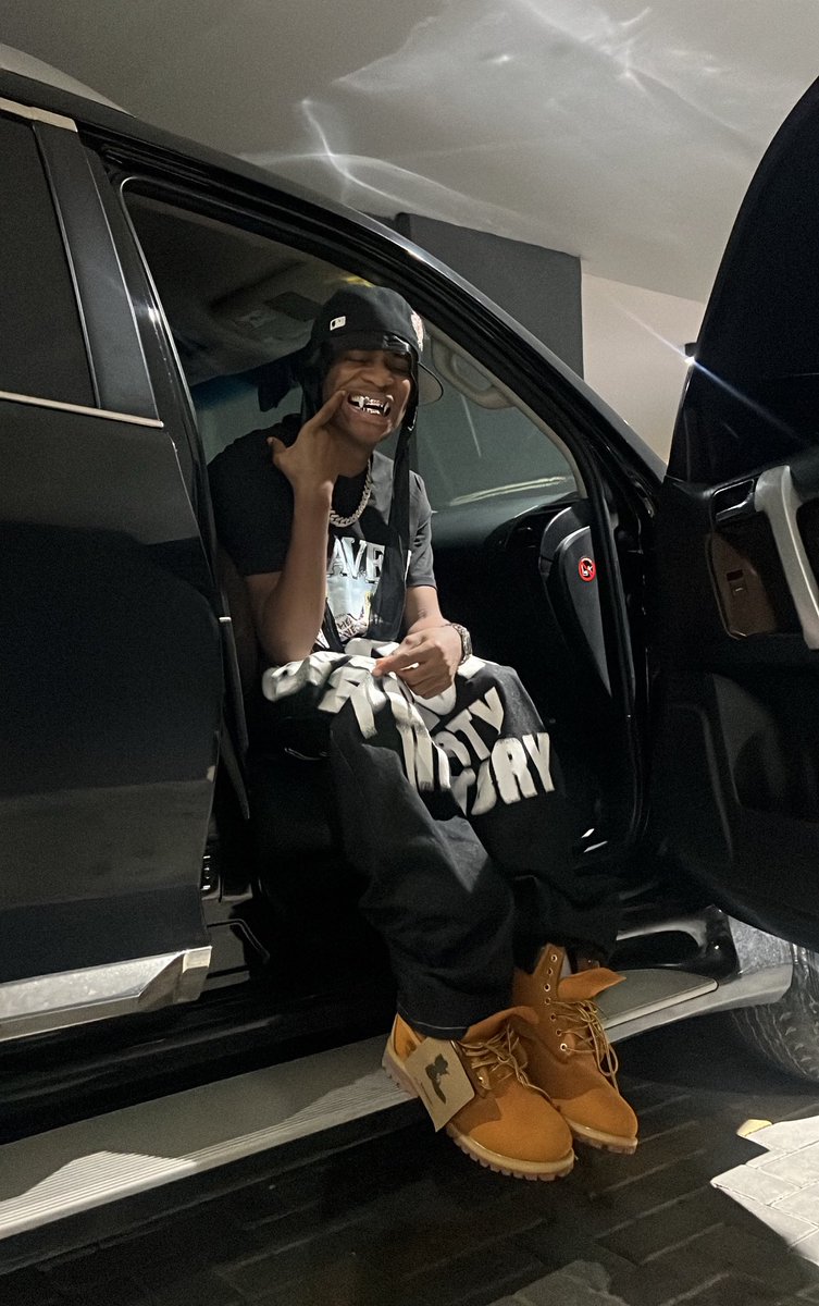 little snow☃️ 444 tweet media