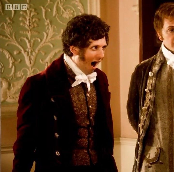 realising halloween is FINALLY getting closer 🎃