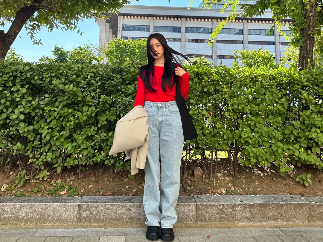 jueunfolder's tweet image. jueun in RED💋