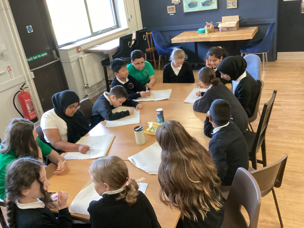 I loved meeting with my Young Interpreters today! We are so excited to build on the amazing work they’ve started with <a href="/MrAMartin7/">MrMartin</a>. They are eager and ready to make a big impact this year! 🙌🏽