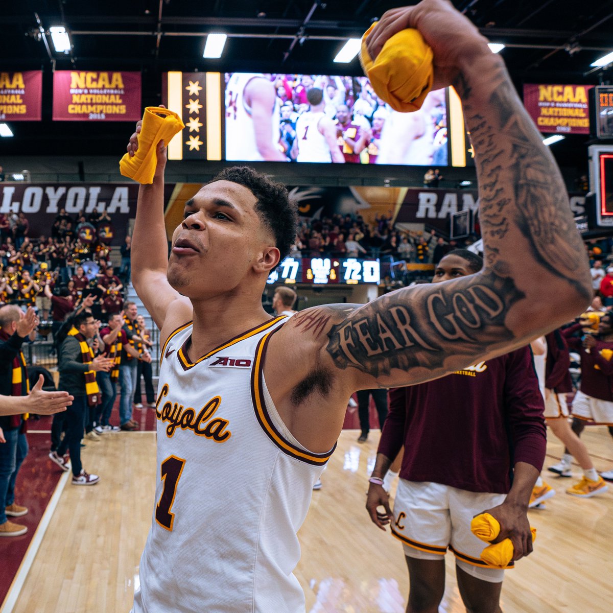 Loyola Men's Basketball tweet media
