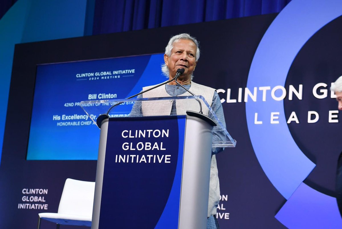 ChiefAdviserGoB's tweet photo. Bangladesh Chief Adviser Professor Muhammad Yunus shares the stage with former U.S. President Bill Clinton at the 2024 Clinton Global Initiative meeting in New York on Tuesday, September 24, 2024. https://t.co/qFwnwC1azP