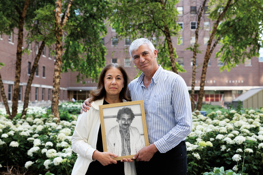 UMN GPS Alliance (@umngps) on Twitter photo Three generations of the Sanchez family came to the U of M to study from their home in Venezuelaāand put down roots.
Read the story by <a href="/UMNAlumni/">University of Minnesota Alumni Association</a> ā¬ļø
minnesotaalumni.org/stories/making⦠Three generations of the Sanchez family came to the U of M to study from their home in Venezuelaāand put down roots.
Read the story by <a href="/UMNAlumni/">University of Minnesota Alumni Association</a> ā¬ļø
minnesotaalumni.org/stories/makingā¦