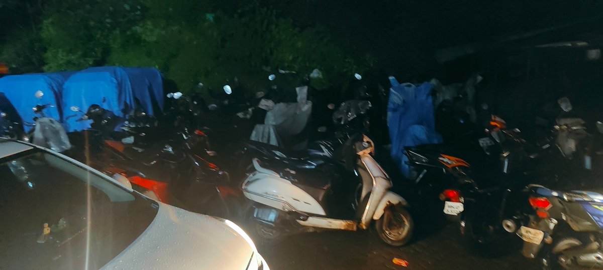 Abhishekup0107's tweet photo. Bikes n vehicles r blocking access rd, making it hard for emergency vehicles, school bus, four-wheelers 2 reach r soc. Plz address ASAP to ensure safe access for all.
Near rizvi oak,f residences, raheja complex rd,kurar village, Malad-E
@mybmcWardPN @MumbaiPolice @MTPHereToHelp https://t.co/dWWeOqLQZ4