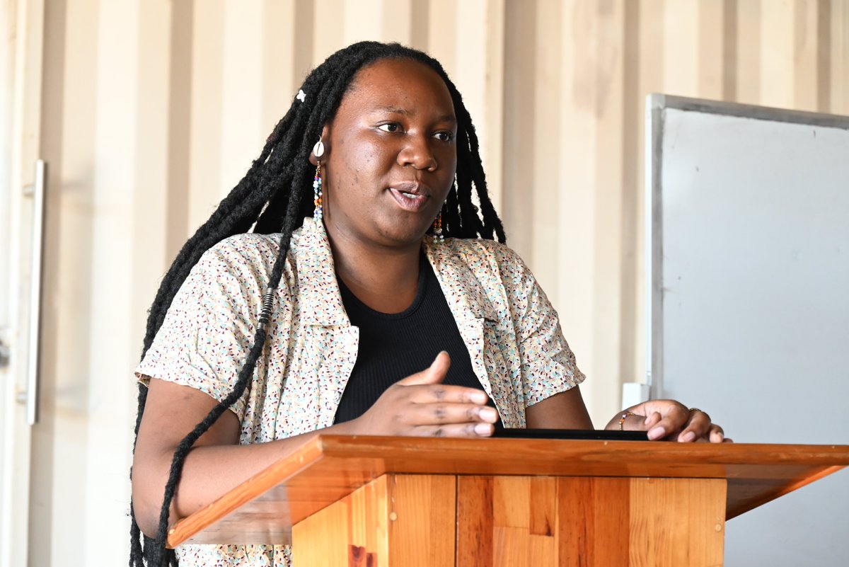 ACUZambia's tweet photo. Every year, each school gives brief overviews of our various degrees to our Scholars Programme students. This year, faculty, alumni, and a current student made the case for ACU!

#ACU
#Alumni
#GraceAndKnowledge 
#GrowTime https://t.co/iH2jmWjOEf
