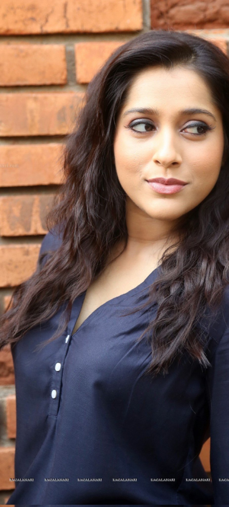 Image Rashmi Gautam In Blue | One of the Most Beautiful & Versatile Indian Actress iiQ8