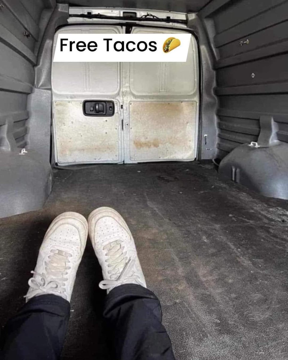 🌮Never trust a free 🚐taco truck!

🍺1/2 price tacos and domestic drafts 4-12. 
🎸Teddy Tuesday Tunes 8-12

facebook.com/sandbarsportsg…