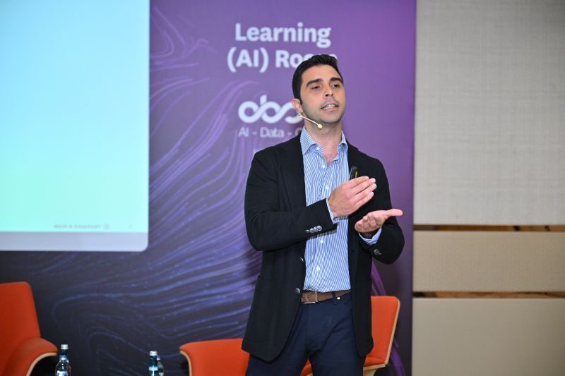 Harvard Business Review Türkiye’nin (<a href="/HBRTurkiye/">HBR Türkiye</a>) düzenlediği geniş katılımlı Teknoloji ve İnovasyon zirvesinde konuşmacı olarak yer almak, benim için hem keyifli hem de onore edici bir deneyimdi.

Teknolojinin iş dünyasını nasıl dönüştürdüğünü, Bain'in önde gelen firmalarla