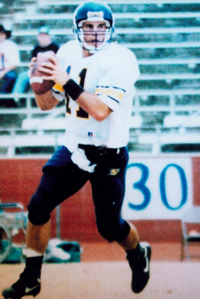 Texas High School Football Hall of Fame (@txhsfootballhof) on Twitter photo ๐ฏ๐๐๐ถ๐ ๐ป๐พ๐๐ฝ ๐ฎ๐ธ๐ฝ๐๐๐ ๐น๐๐๐๐ท๐ถ๐๐ ๐ป๐ถ๐๐ ๐๐ป ๐น๐ถ๐๐ ๐ผ๐๐น๐๐ธ๐๐๐๐
Branndon Stewart
Stephenville High School
Inducted in 2008
All inductees: texasfootball.com/hof-inductees
<a href="/SvilleYJFB/">StephenvilleFootball</a> | <a href="/dctf/">Dave Campbell's Texas Football โ TexasFootball.com</a> | #txhsfb ๐ฏ๐๐๐ถ๐ ๐ป๐พ๐๐ฝ ๐ฎ๐ธ๐ฝ๐๐๐ ๐น๐๐๐๐ท๐ถ๐๐ ๐ป๐ถ๐๐ ๐๐ป ๐น๐ถ๐๐ ๐ผ๐๐น๐๐ธ๐๐๐๐
Branndon Stewart
Stephenville High School
Inducted in 2008
All inductees: texasfootball.com/hof-inductees
<a href="/SvilleYJFB/">StephenvilleFootball</a> | <a href="/dctf/">Dave Campbell's Texas Football โ TexasFootball.com</a> | #txhsfb
