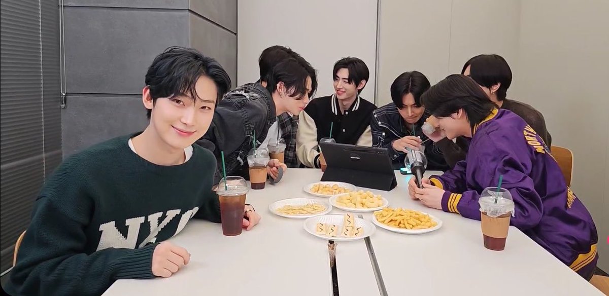 นวว fan account ㅡ 선우 tweet media