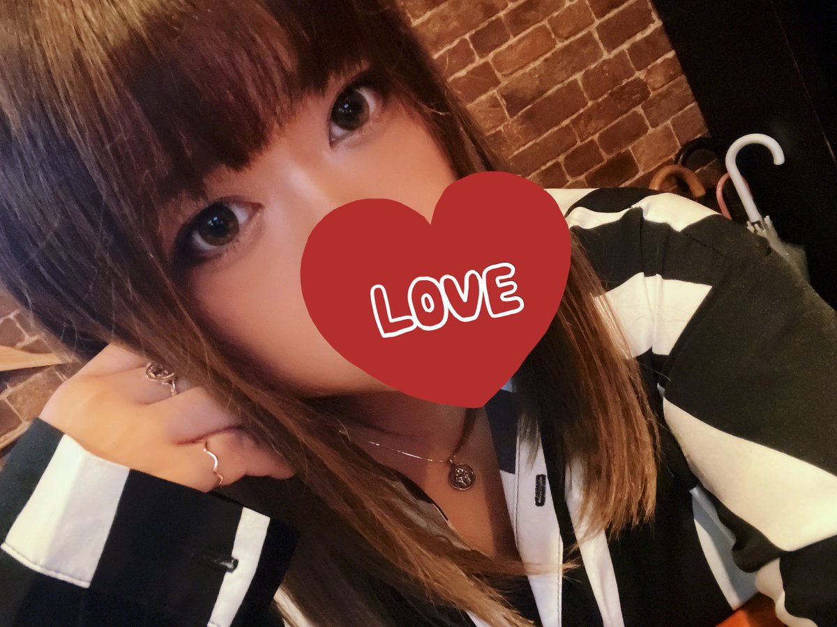 RbRk_lovE's tweet photo. 酒とぽっちゃり好きさん来ないかなー🥺
 #ぽっちゃり好きさんと繋がりたい 
#ぽっちゃり女子 
#ぽっちゃりさんと仲良くなりたい https://t.co/90OwPJuBBj