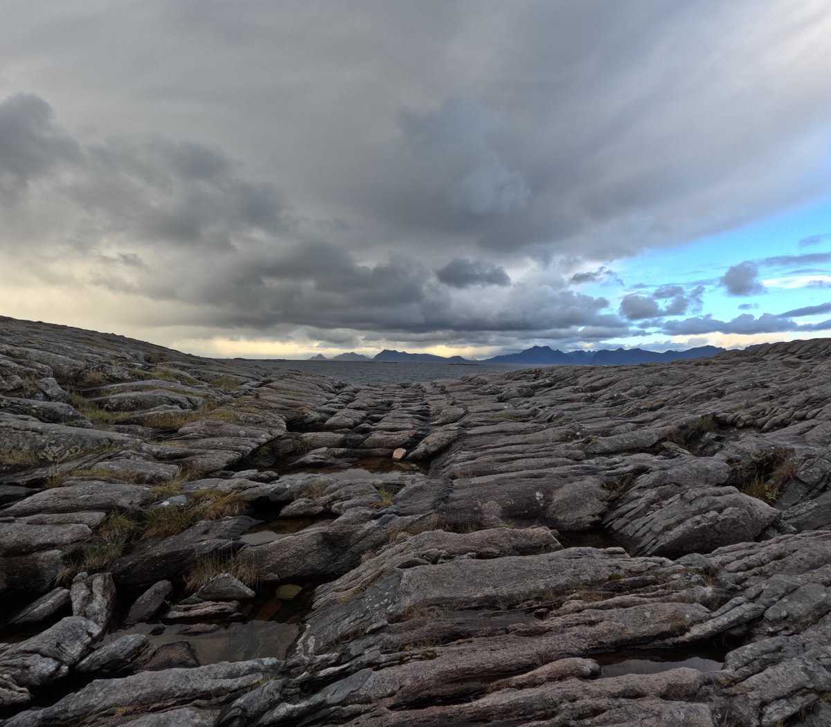2 billion years old (or so) intrusion and then they decide to put a football field right there... Spectacular place though! #Henningsvær