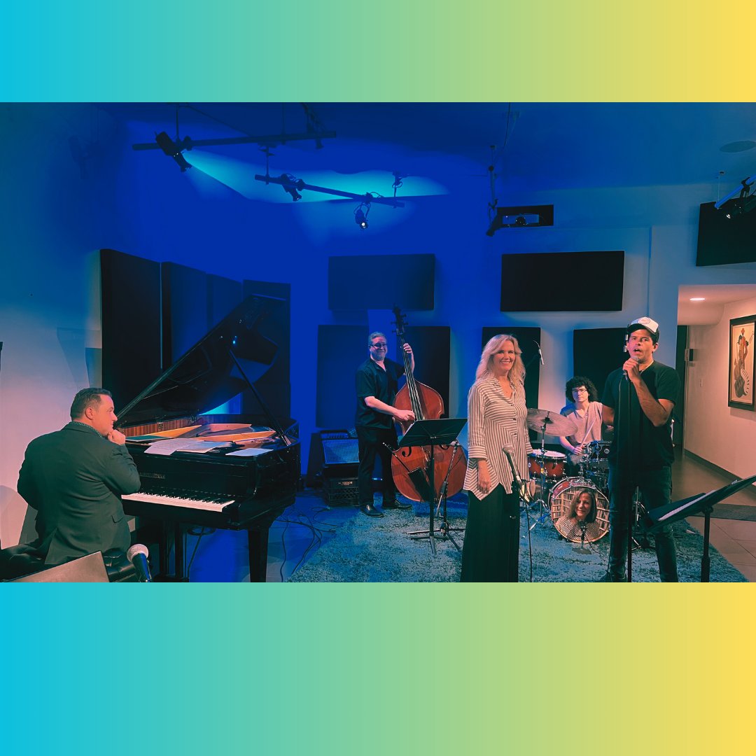 wdnaradio's tweet image. Discover FIU Music Hour on #WDNA 88.9FM! Tune in every Tuesday at 11 AM for live performances, of classical, jazz &amp;amp; more, from talented FIU School of Music students &amp;amp; faculty.
🌐 Listen: wdna.org/shows/fiu-musi…
📺 YouTube: youtube.com/live/oQMTCvoZu…
#FIUMusicHour #SupportLocalTalent