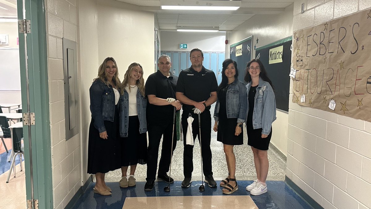 Twinning today ⁦<a href="/StPiusXOCSB/">St. Pius X High School</a>⁩! What a team! ⁦<a href="/CapoOttawa/">Philip Capobianco</a>⁩ #spx