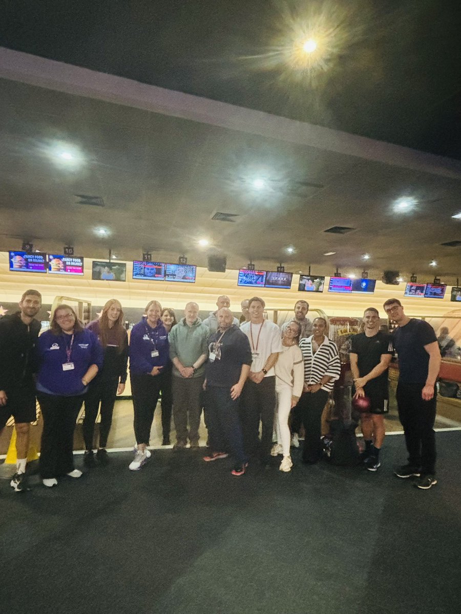 Great afternoon bowling with our new L4 sports students <a href="/UniofHertsIoS/">UniofHertsIoS</a> 🎳  Informal time to make some new friends. Great time had by all 🏆 <a href="/UniofHerts/">University of Hertfordshire</a>
