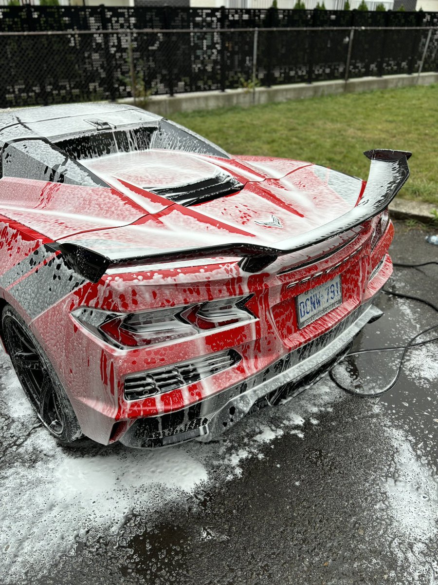 _dylanpatrick's tweet image. Was never really a fan of the C8. But this  C8 Z06 Spec is fire 🔥🔥🔥