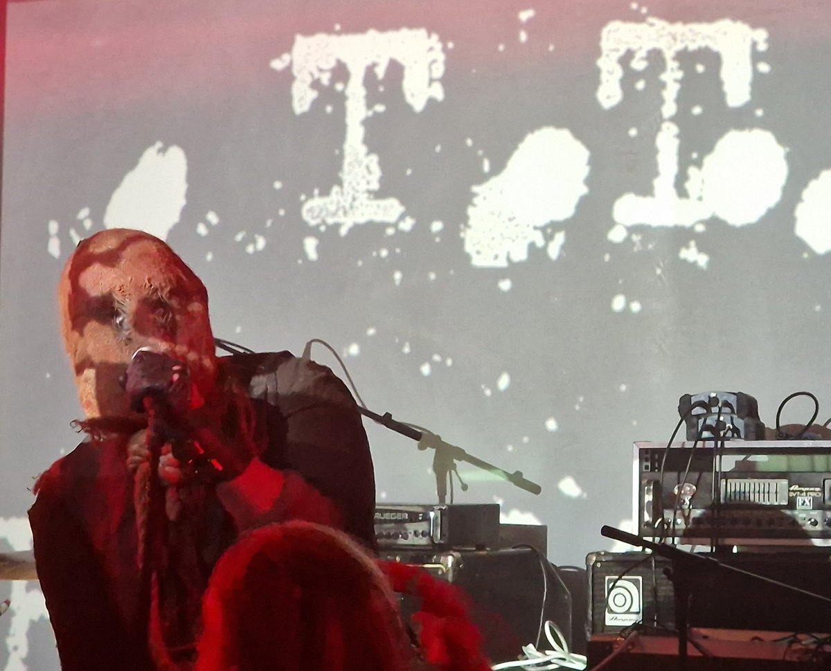 Great to see an <a href="/iklectikartlab/">IKLECTIK</a> show again.  <a href="/petbrick1/">petbrick</a> providing some comparative relief after an intensely punishing set from Trepaningsritualen at <a href="/Corsica_Studios/">Corsica Studios</a>