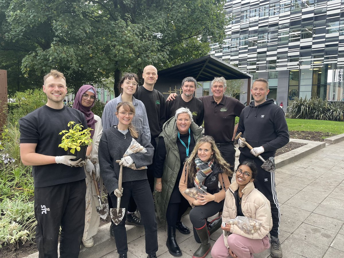Growing together ! Great job planting our award winning new award winning Tatton park garden ! Amazing opportunity for psychology staff and students