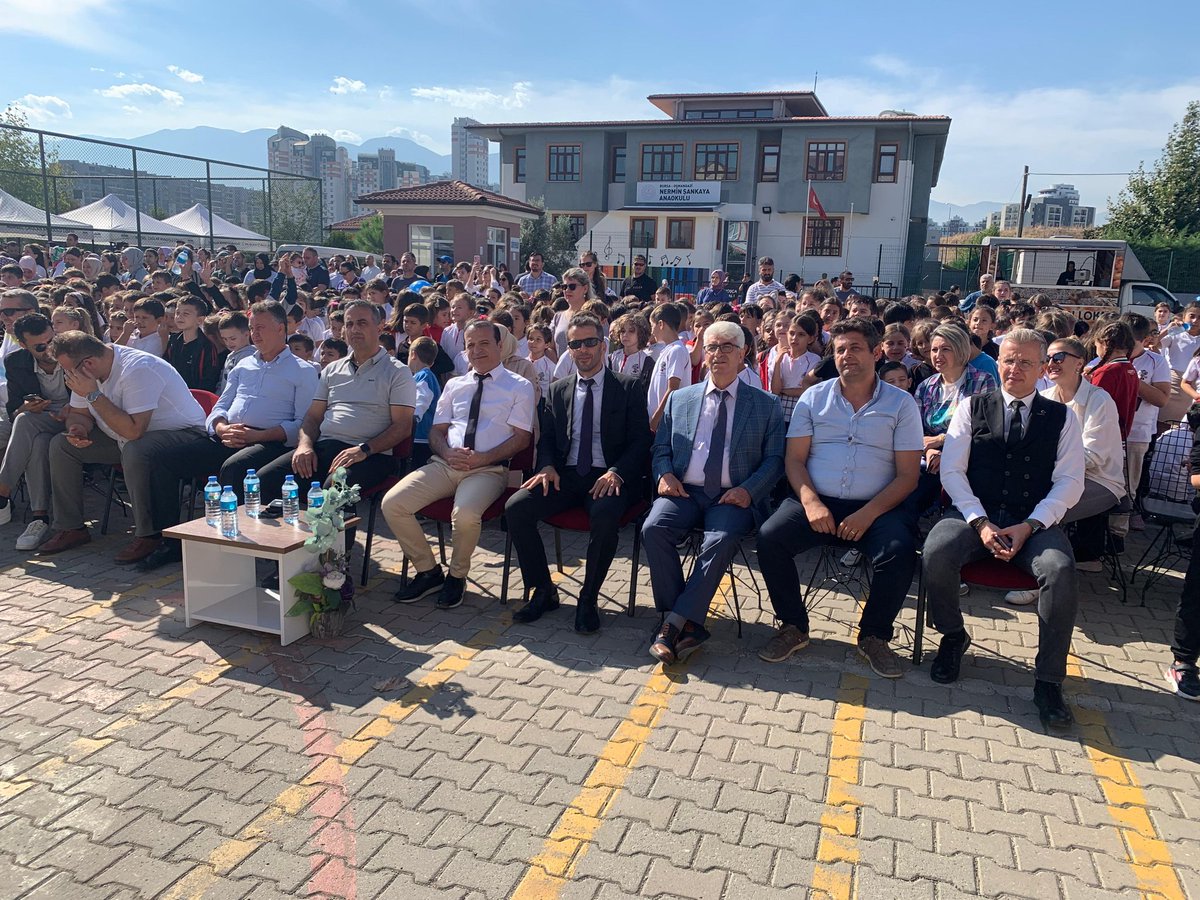 İlçe Milli Eğitim Şube Müdürlerimiz,
Mehmet Faysal Kayan ve
Kahraman Şık
Cavit Çağlar İlkokulu İlköğretim Haftası kutlama programına katıldılar.🎊🎈✨️🎉

<a href="/tcmeb/">Millî Eğitim Bakanlığı</a>
<a href="/Ali_Partal/">Ali Partal</a> 
<a href="/MetinSEZER_16/">Metin SEZER</a> 
@MFaysalKAYAN
<a href="/kahraman47_s/">Kahraman Şık</a> 
#ilköğretimhaftası