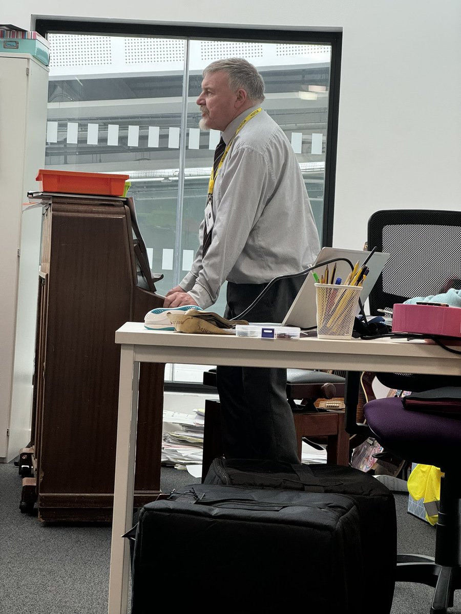 H/AH Music students are feeling inspired after our composition workshop with professional composer Alan Fernie this afternoon! Lots of creative ideas brewing <a href="/WestCalderHigh/">West Calder High</a>