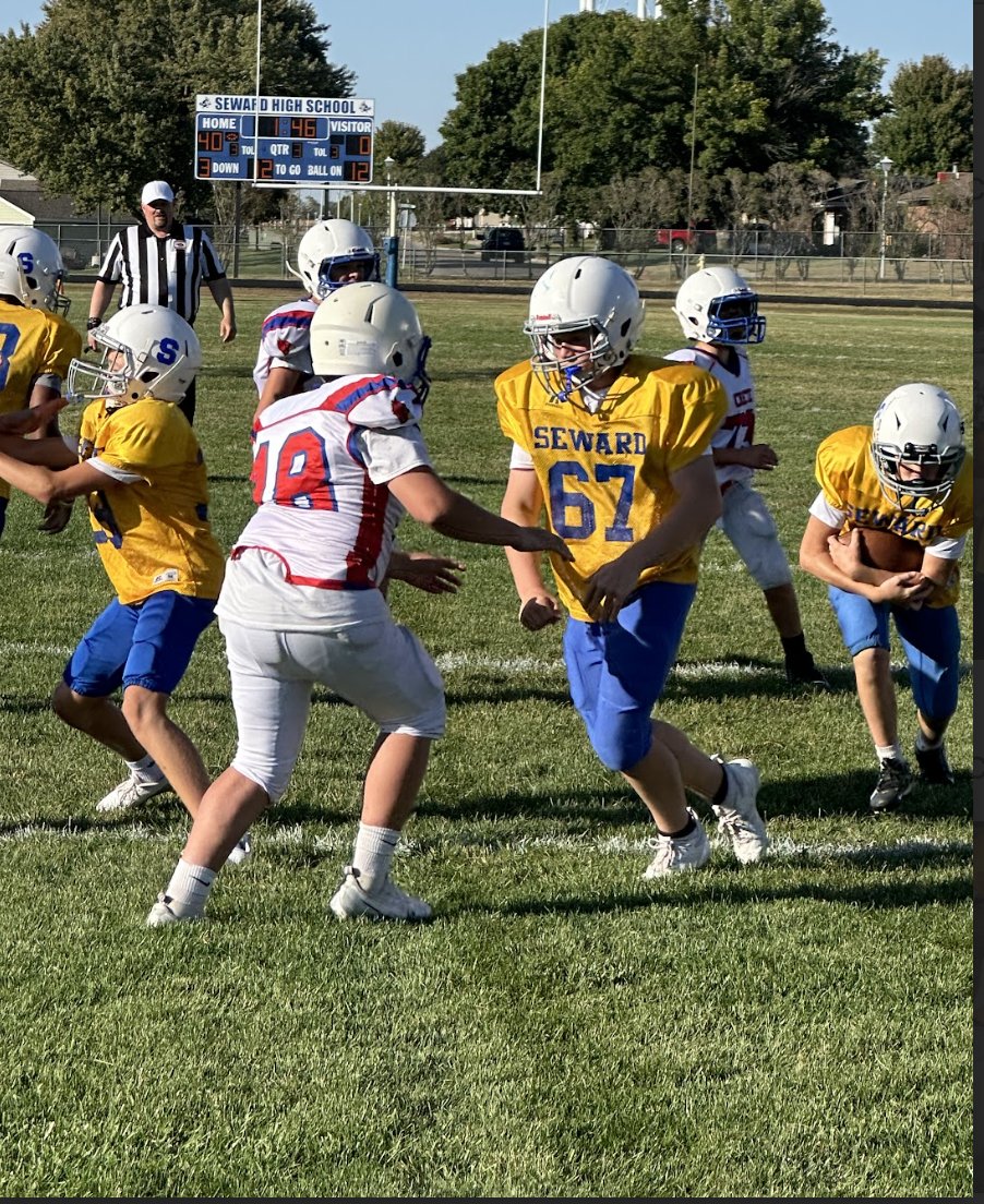 The 7th grade football team earned two big wins against Crete in Seward on Monday afternoon.  Go Jays!