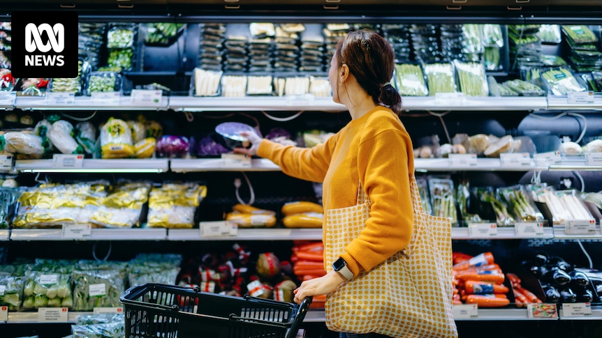 MelissaBatesNow's tweet photo. Australians are experiencing more economic 'misery' than they have since 2011, new research says https://t.co/GNuaqEBNMB https://t.co/l1oVPJ2LYI