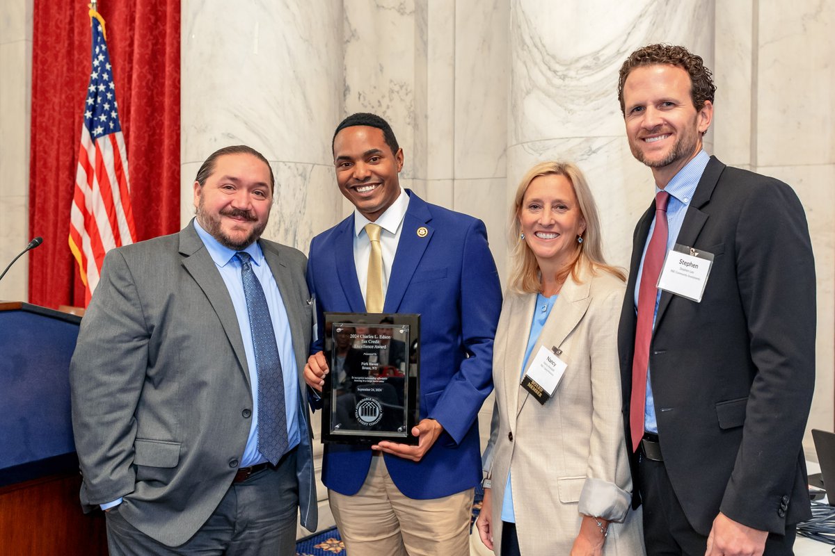 AHTCCoalition's tweet image. Park Haven in South Bronx receives an #Edson2024 Award in the Large Metro Category, presented by @RepRitchie: “Park Haven is a great example of how we do well by doing good.” w/Jesse Batus @TCBCommunities and Nancy Amstadt &amp;amp; Steven Lee @RBCCM. #AffordableHousing #HousingCredit