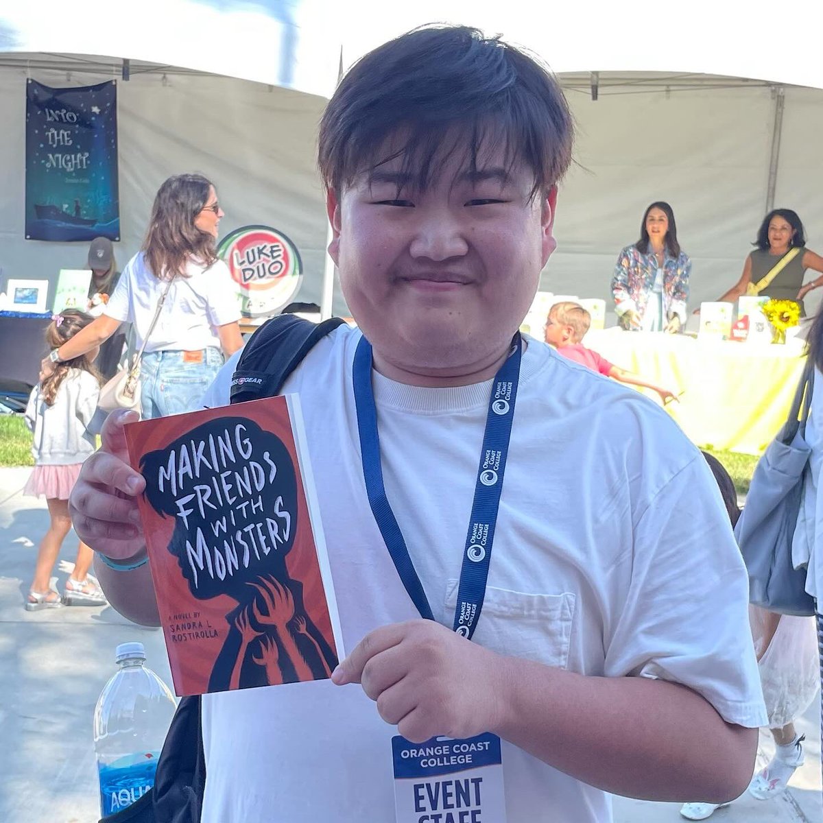 SLRostirolla's tweet photo. Had a wonderful day @kidsbookfest 

#WritingCommunity #YABooks https://t.co/guoMVvjePt