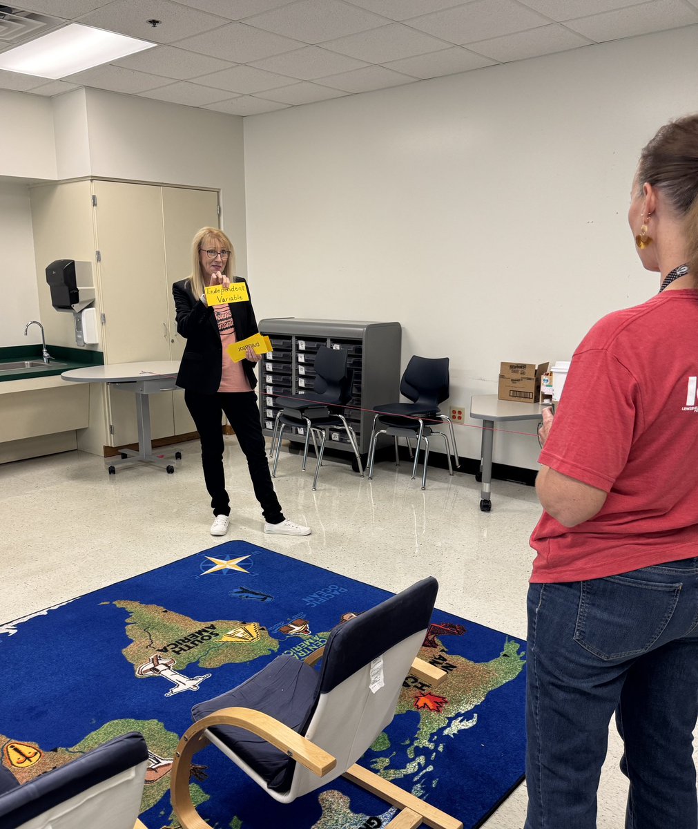 MrsEstes8's tweet image. 5th Grade ⏰ for Science @DeganElementary with @MsMcMahan!