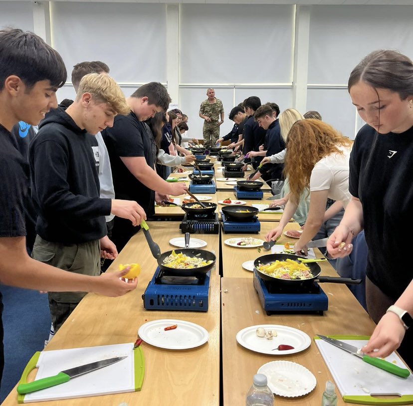 Commando Chef - MBE - tweet media