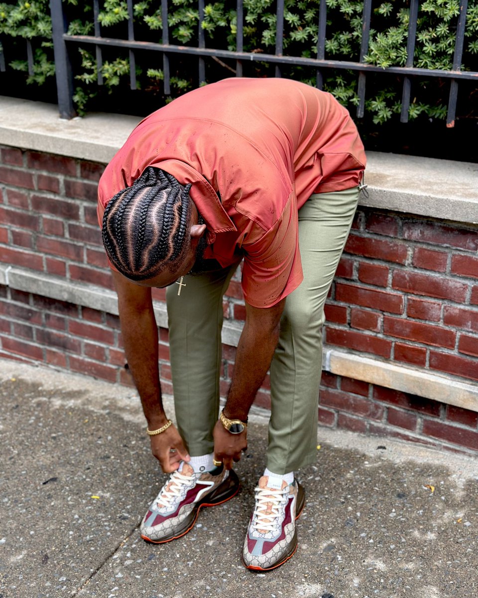TheRealKwasiA's tweet photo. #NYFW LOOK-BOOK https://t.co/5tC1WDW940