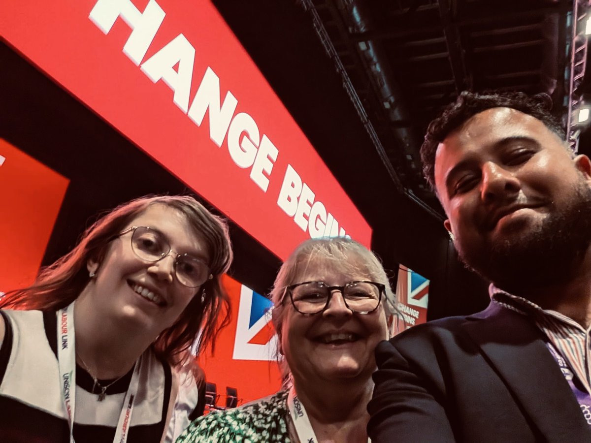 Jess McGuire (@jessmcguire01) on Twitter photo Proud to represent <a href="/UNISONEastMids/">UNISON East Midlands</a> at Labour Conference this year 💜
Change begins 🌹 Proud to represent <a href="/UNISONEastMids/">UNISON East Midlands</a> at Labour Conference this year 💜
Change begins 🌹