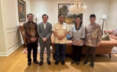 j3ck___'s tweet photo. DPD RI itu Netralitas harus dijunjung tinggi menjaga Kewibawaan dan Marwah dari daerah masing2!!
Calon pimpinan DPD RI kok meminta restu ke Presiden terpilih nanti malah dikira presiden terpilih ikut cawe-cawe .
ini Prabowo cawe2
#filep #yoris #dpdri https://t.co/7lbc48CakS