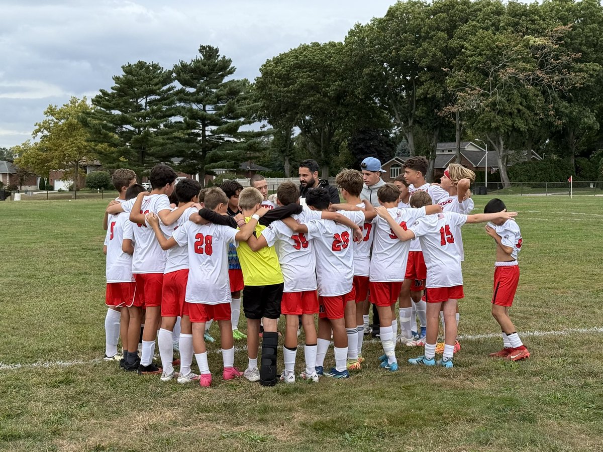 SignorPicci's tweet photo. 8th Grade Boys Soccer team won their first game yesterday against Clarke 6-2. Go Mustangs! Photo Credit: @BennerMineola @mineolahs #mineolaproud https://t.co/rWZX356hYm