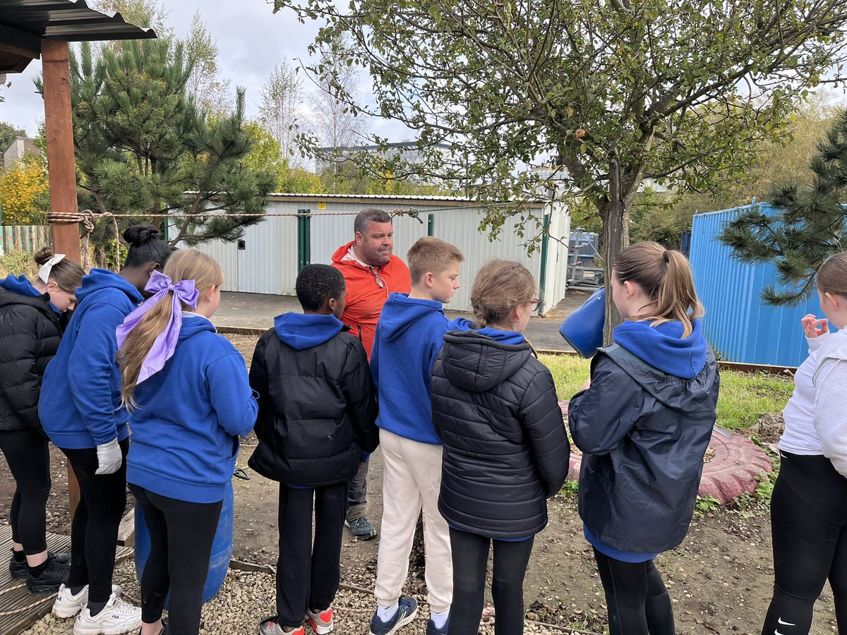 P7atCVPS's tweet photo. Our final session at Bridge8 today for @CanalViewPSEdin. We have loved it! P7 would like to thank Sean, Ben and all the adults who helped us along our journey. #bridge8 https://t.co/Li4OgtA2rQ