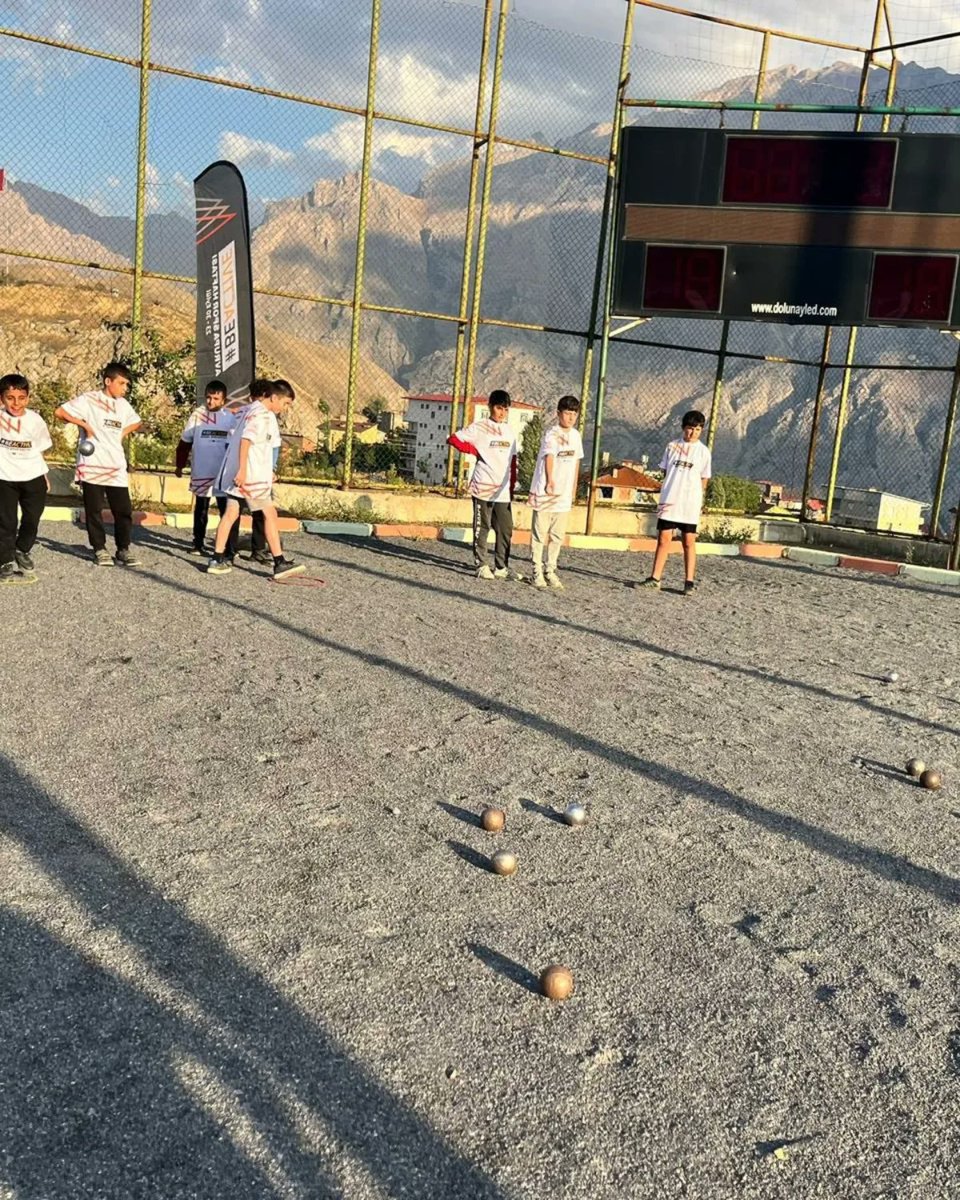 23-30 Eylül Avrupa Spor Haftası programı kapsamında İl Müdürlüğümüz ve Herkes İçin Spor Federasyonu koordinesinde bocce, dart ve atletizm müsabakaları düzenlendi.

<a href="/OA_BAK/">Dr. Osman Aşkın Bak</a> 
<a href="/gencliksporbak/">Gençlik ve Spor Bakanlığı 🇹🇷</a> 
<a href="/alicelik_64/">Ali Çelik</a>