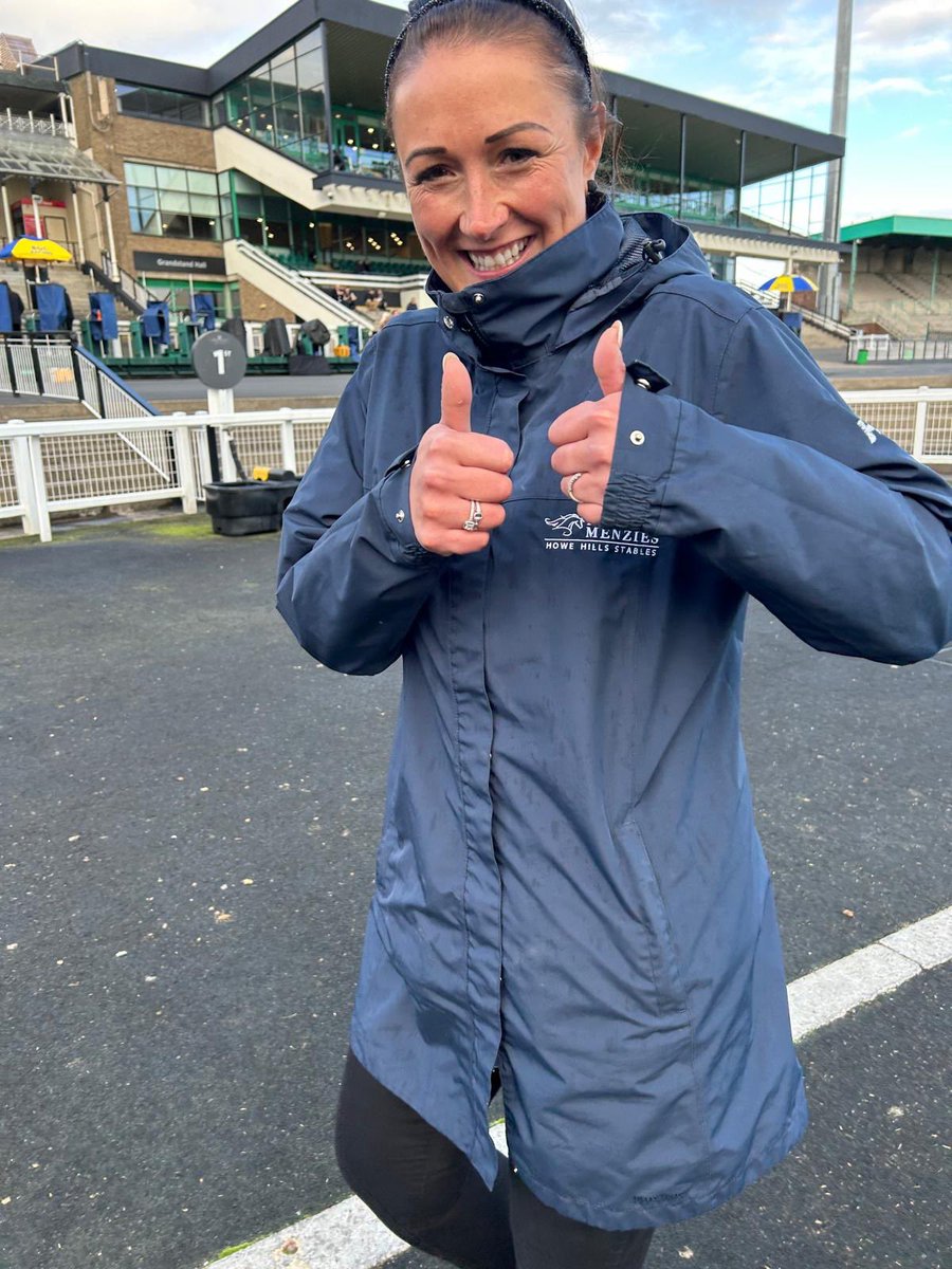 tommoracing's tweet photo. And they do it again 🏆🏆!! It’s 2 out of 2 wins at @NewcastleRaces so far this evening for apprentice-jockey-to-watch, Kaiya Fraser, and on-form trainer @RebeccaEMenzies - top class!
🐎 SYCAMORE GAP
🐎 THREE PLATOON https://t.co/NJJPor6JyF