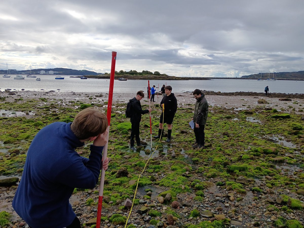 BroughtonGeog's tweet photo. Brilliant day 2 studying river and beach profiles with @FSC_Millport https://t.co/8KTtQBTMop