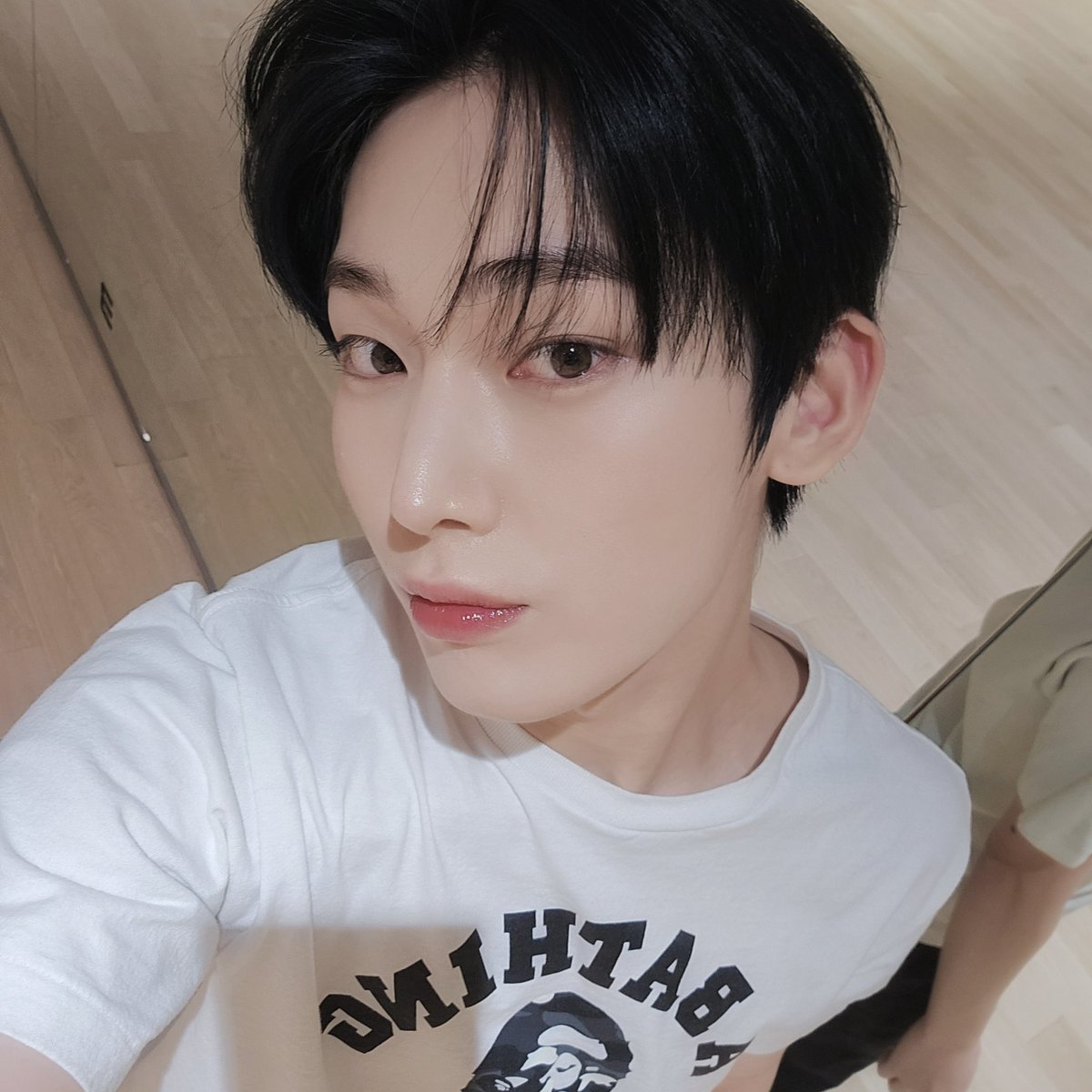 [ #선우's Post ] 240925

#SUNOO: Selca 🤍

(1/3)

<a href="/ENHYPEN_members/">ENHYPEN</a> <a href="/ENHYPEN/">ENHYPEN OFFICIAL</a> #ENHYPEN #엔하이픈