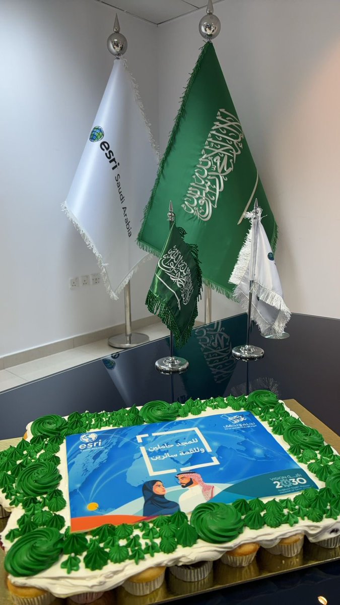 EsriSaudi's tweet photo. Our Esri Saudi Arabia team came together to celebrate the 94th Saudi National Day! 🇸🇦
It was a wonderful opportunity to honor our rich heritage, share in the spirit of unity, and look forward to a bright future under Vision 2030. 
Happy National Day to all! #SaudiNationalDay94 https://t.co/AMNaKJQVKt
