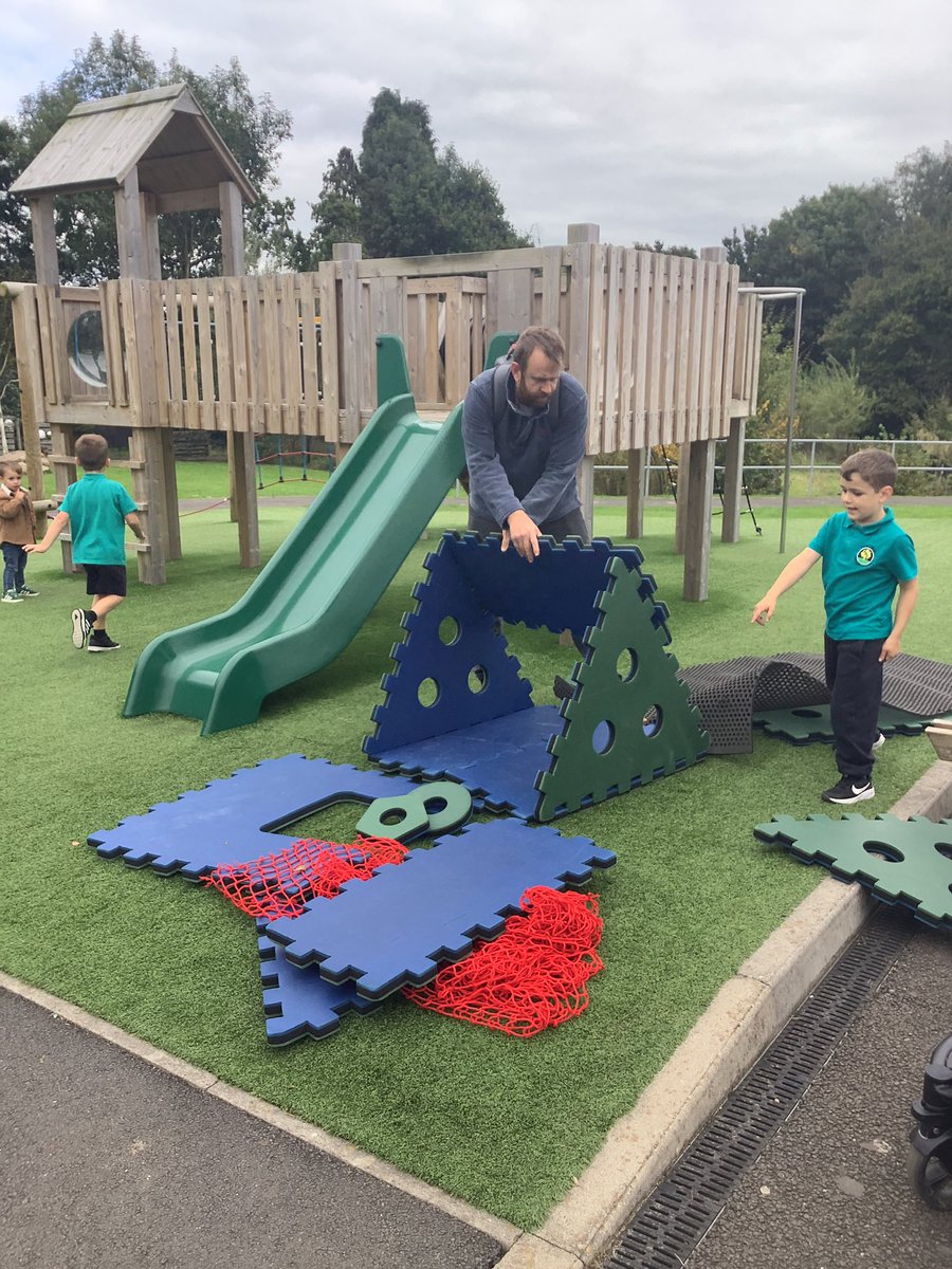 Pencoed Primary tweet media