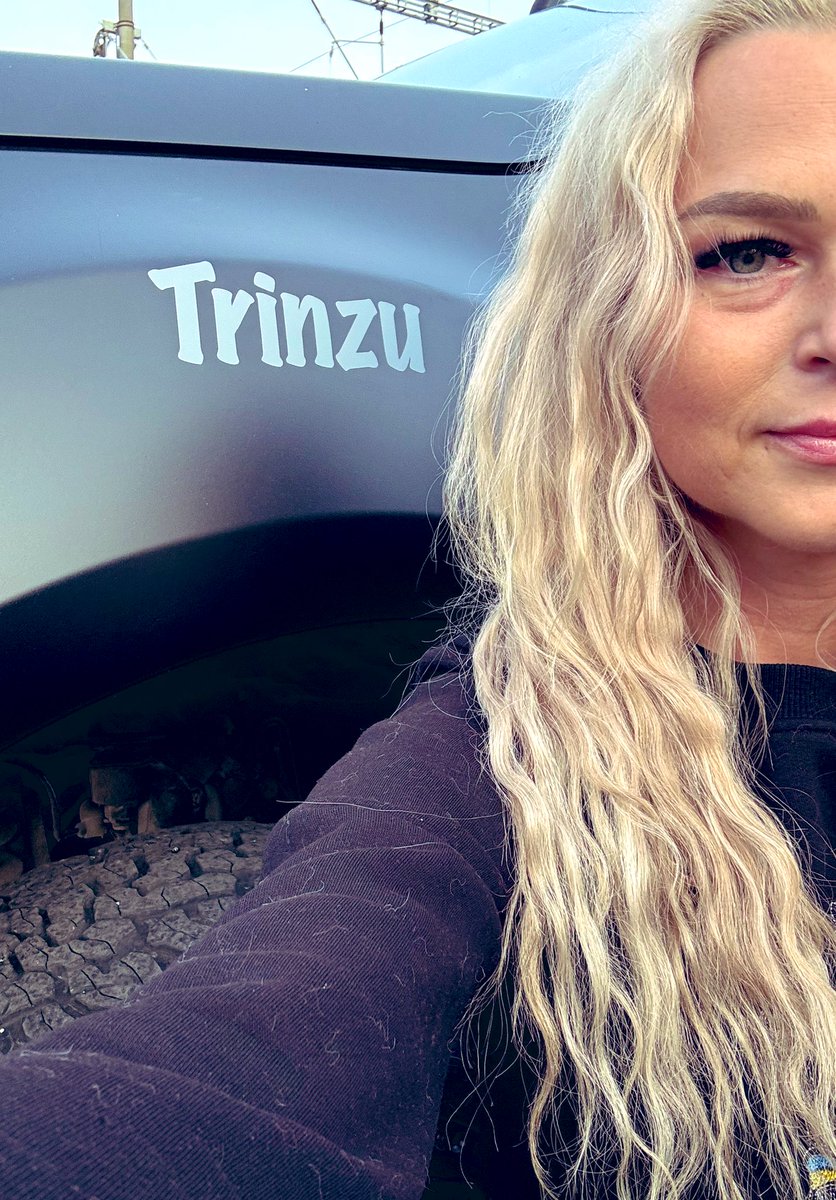 trinzu tweet picture